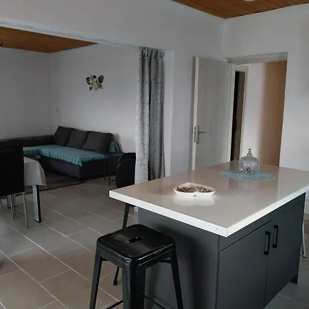 Little Paradis أرخانجلوس